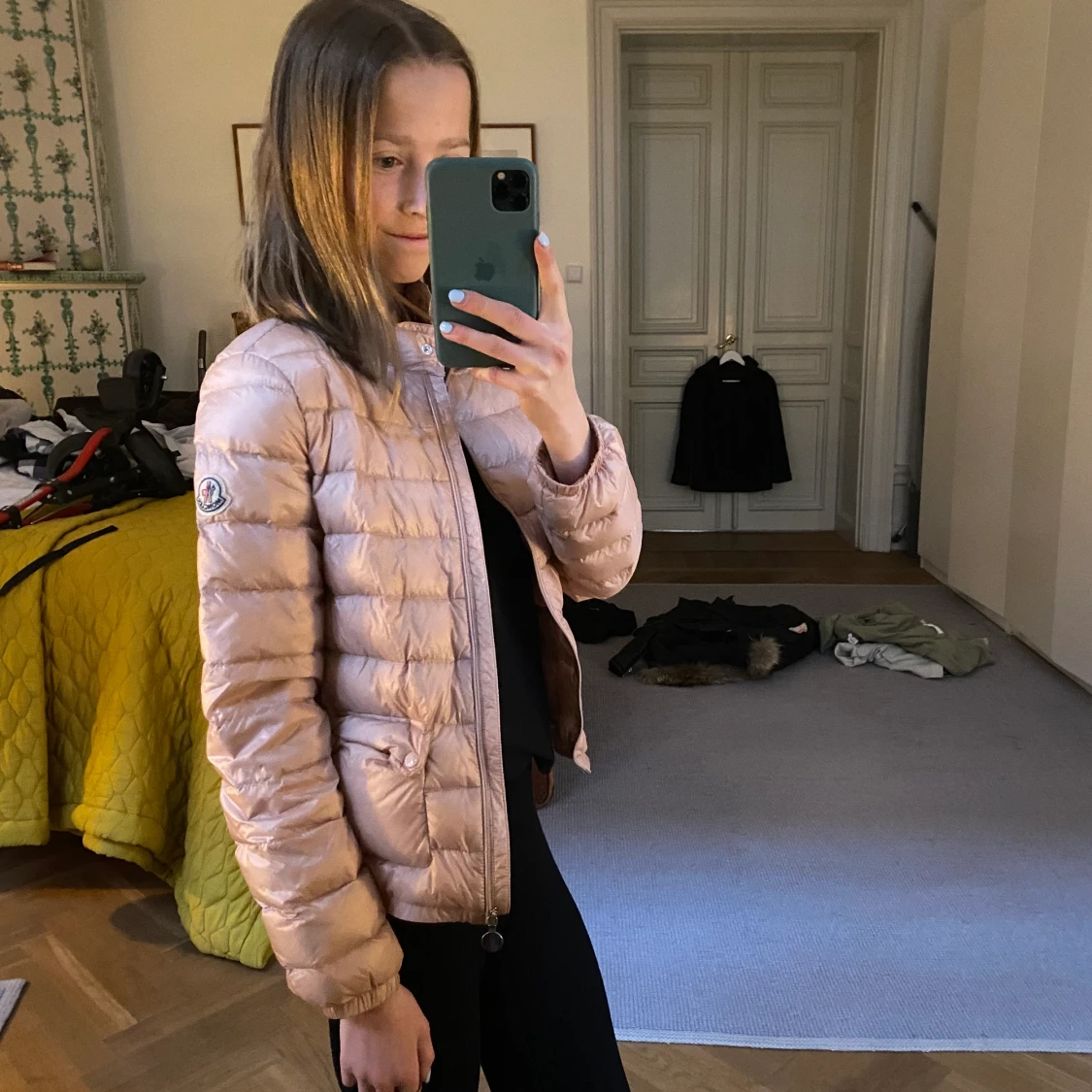 Ljusrosa monclerjacka - 90