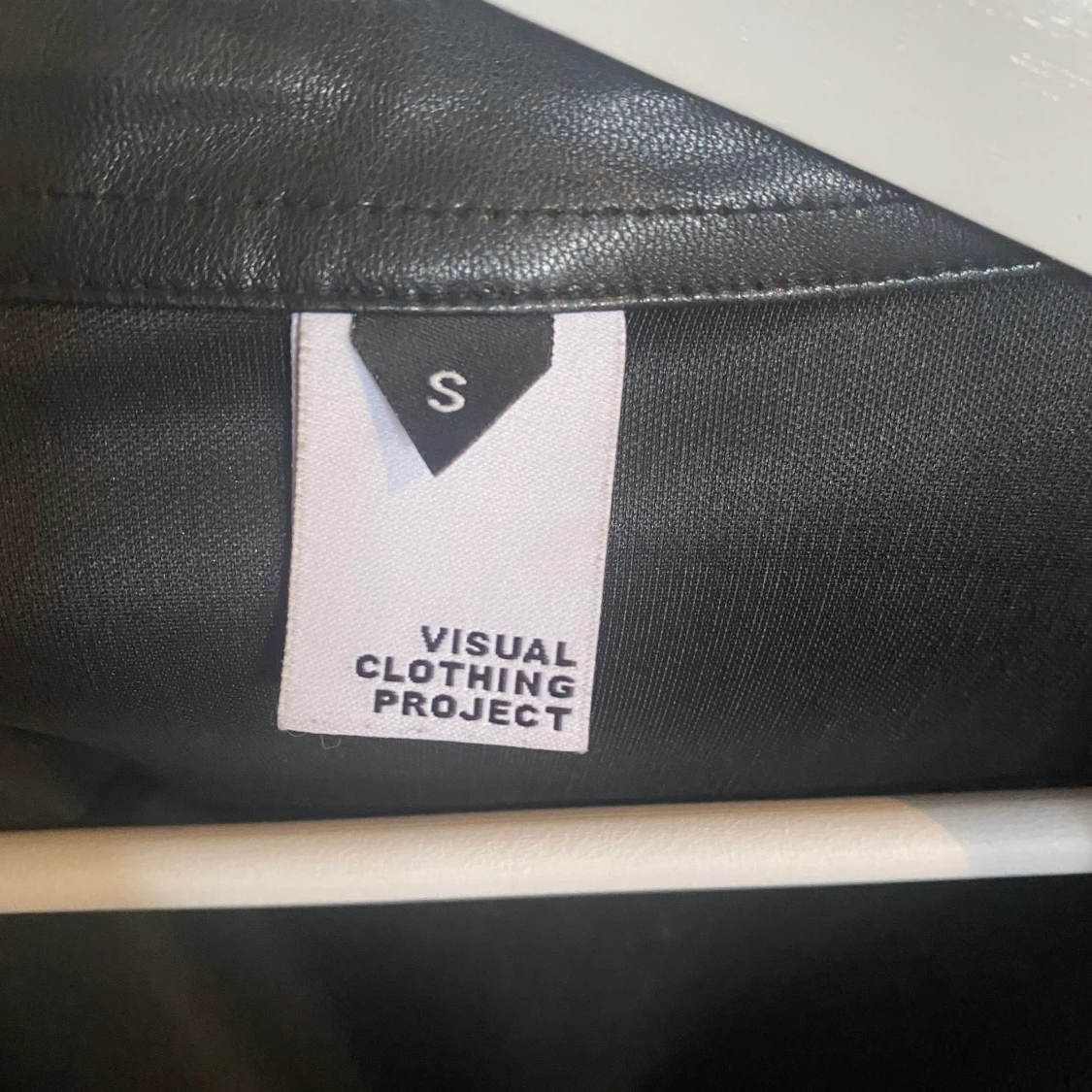 Blazer i fake-läder - 91