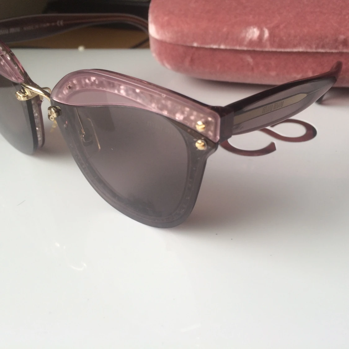 Helt ny-Miumiu Sunglasses - 90