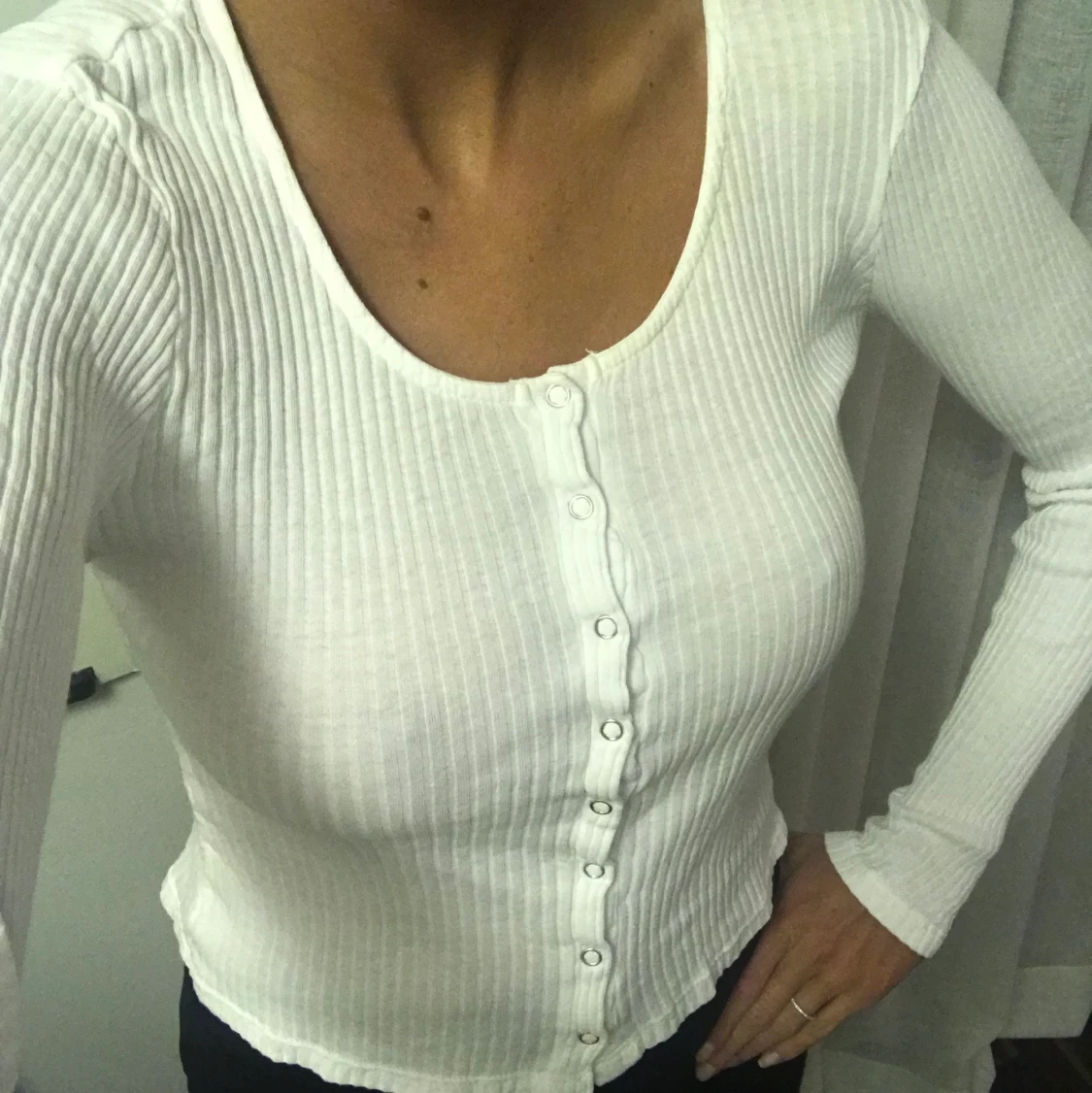 Vit topp från Nelly 