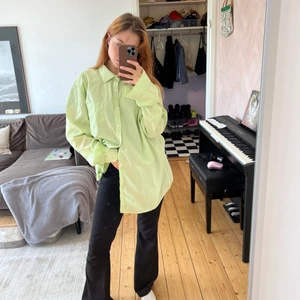 Oversized skjorta - Oversized grön dressman skjorta!!