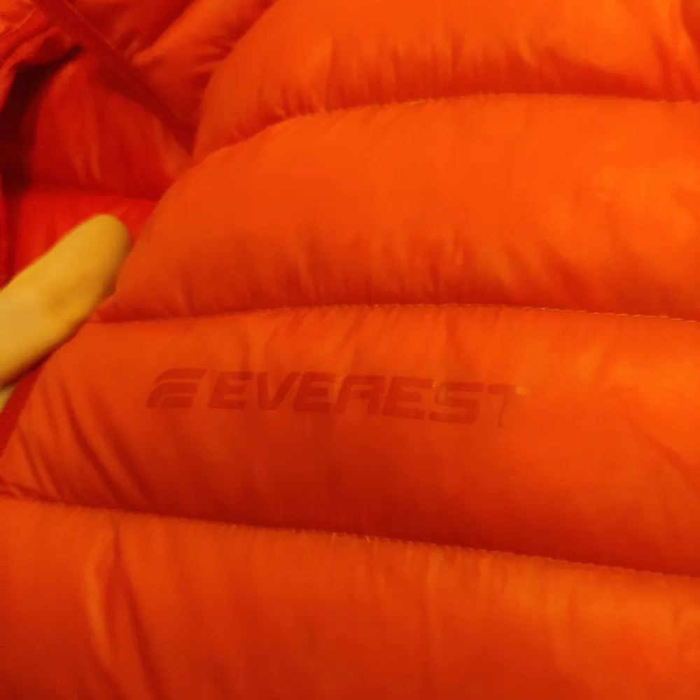 Superfin jacka från Everest i storlek S. . Jackor.
