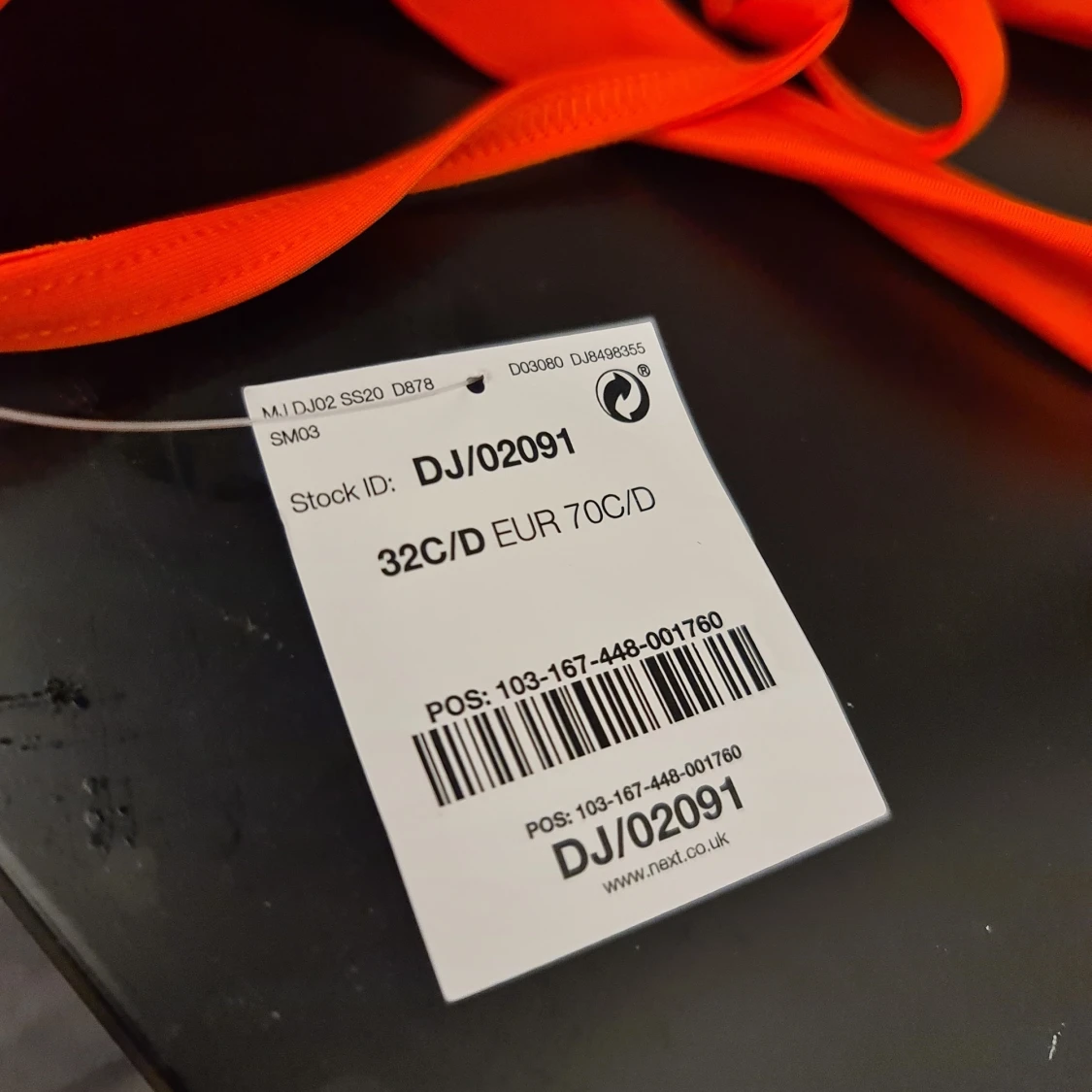 Bikiniöverdel, helt ny  - 91