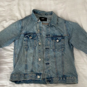 Jeans jacka - Jeans jacka ifrån Gina för ett par år sen