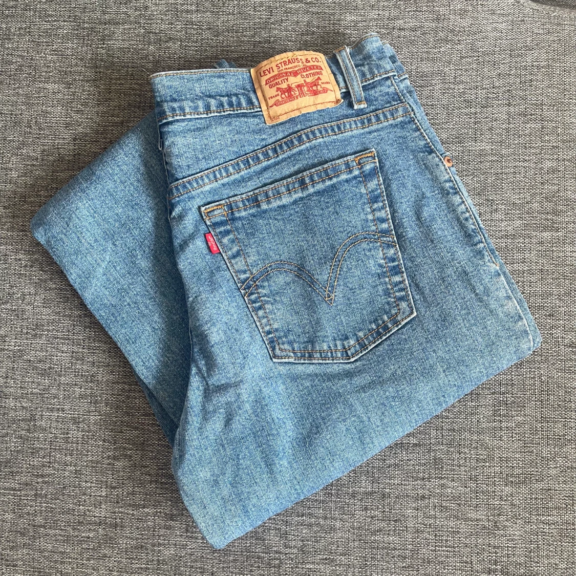 Levis
