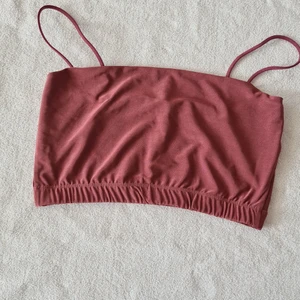 Topp - Kort rosa topp, magkort