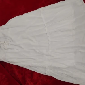 Skirt  - New,white