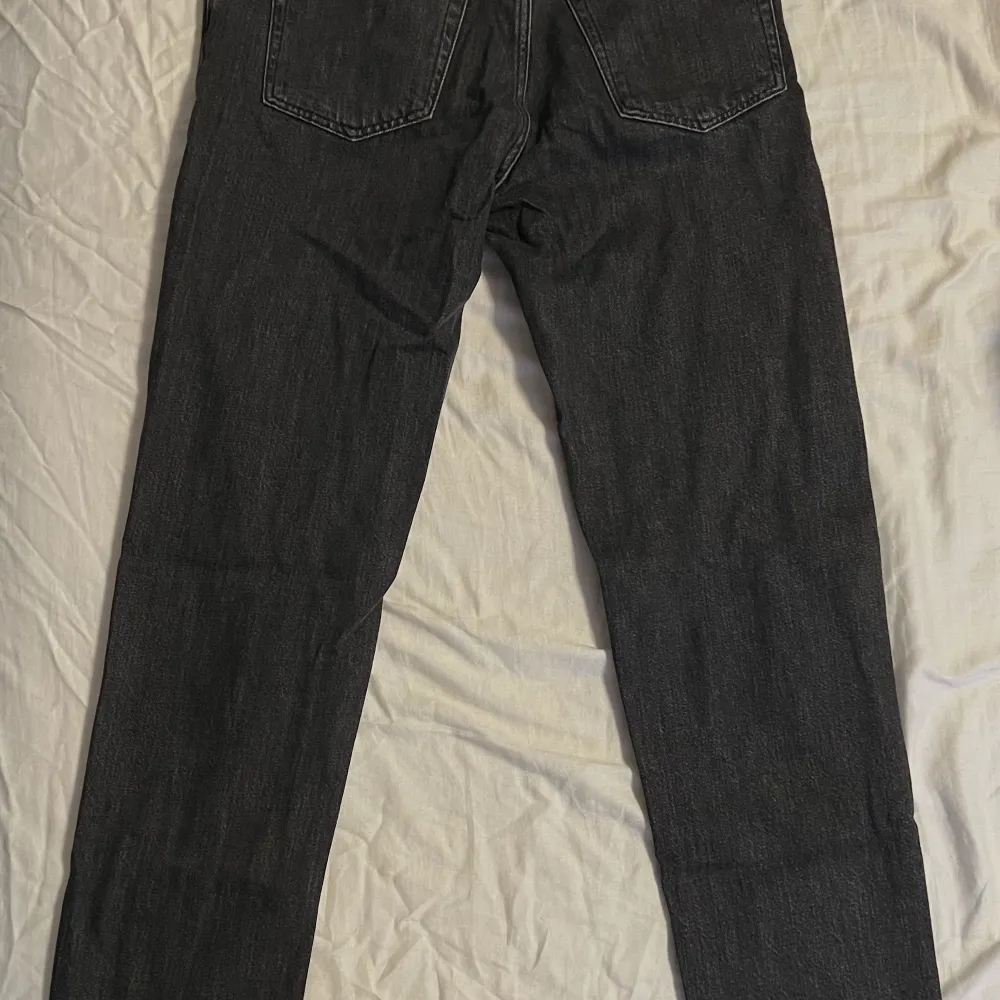 Nyskick 10/10   Storlek 31/32  Nypris 750kr. Jeans & Byxor.