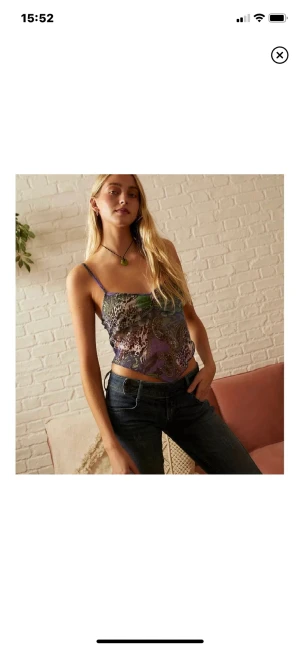 Lila mesh linne  - Säljer detta super fina lila mesh linne från Urban Outfitters i stl S, som ny aldrig använd💜 möts upp eller fraktar!