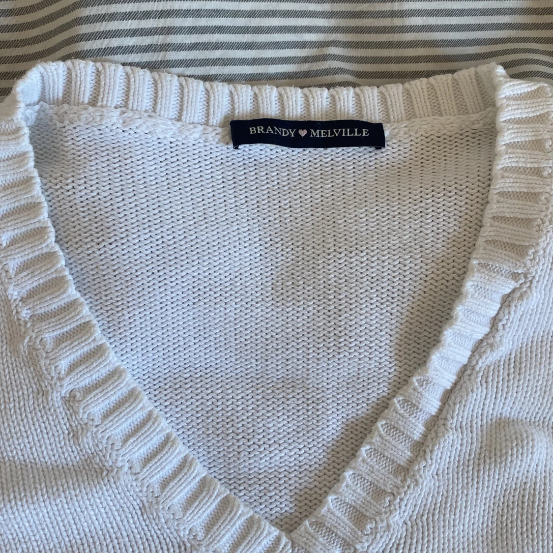 Vit stickad tröja - 91