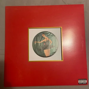 Kanye west lp - Kanye Wests album my beautiful darktwisted fantasy 