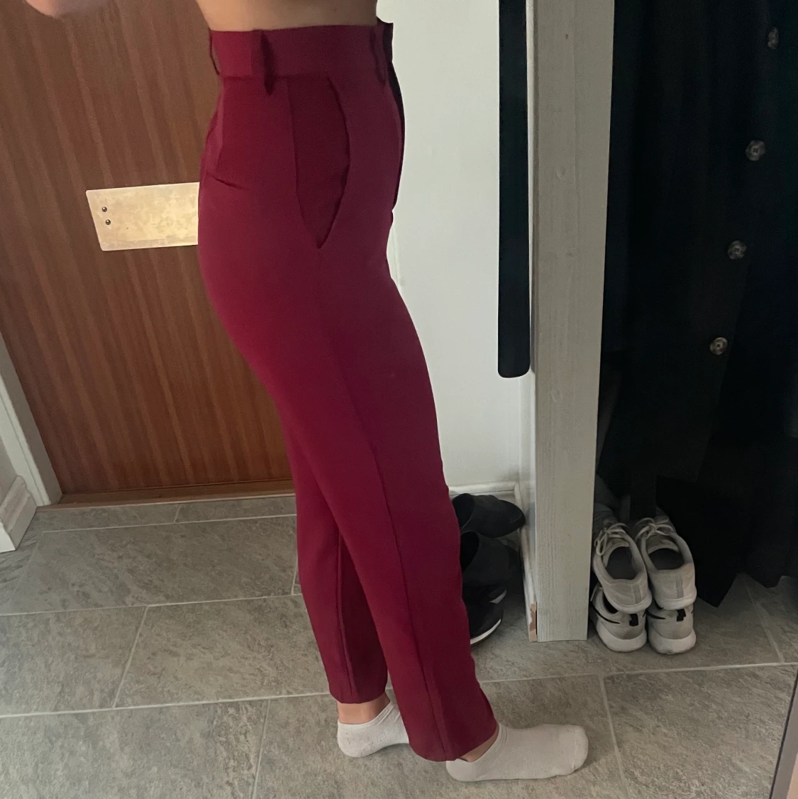 Röda kostymbyxor - 90