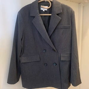 Oversize kavaj - Från NAKD. Sitter som en smäck! 