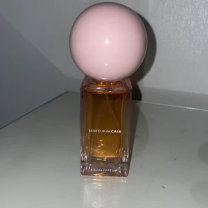 Caia parfym  - Jag säljer perfymen ”senteur de caia” (endast prövad men passa inte på mig)💕