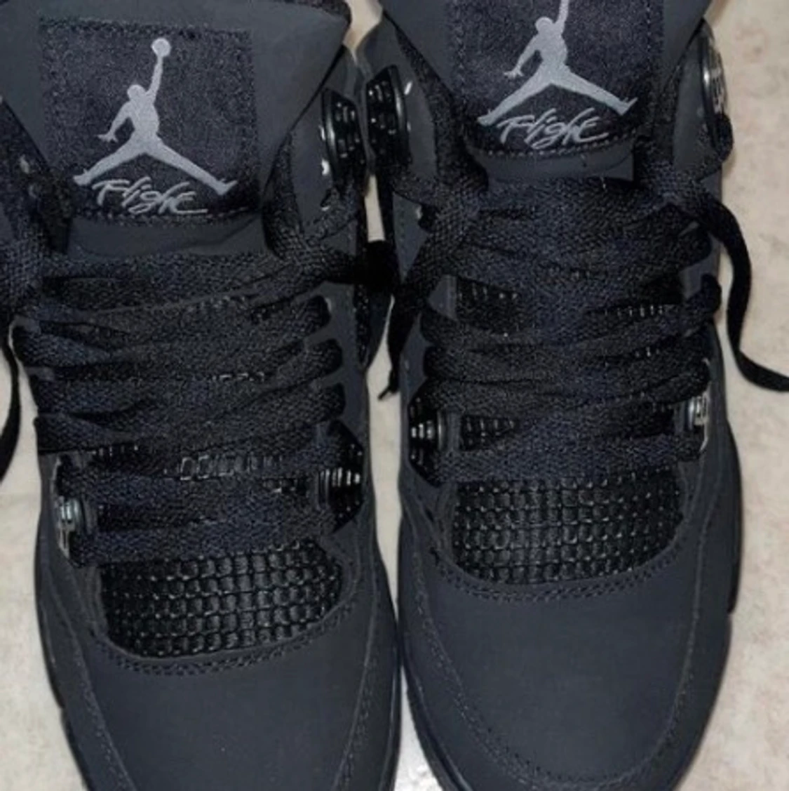 Jordan 4 (black cats) - 91