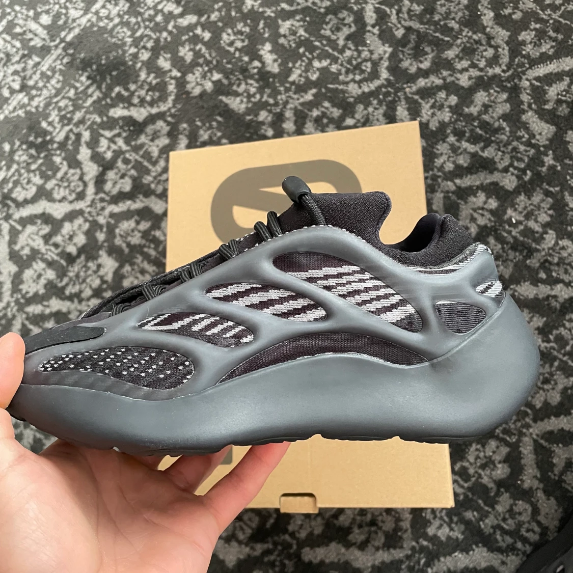 Yeezy boost 700 v3 dark glow