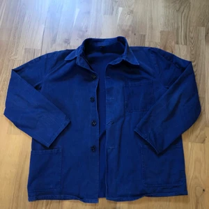 Vintage fransk arbetsjacka - Blå fransk arbetsjacka, omärkt vad det gäller märke eller produktion. Passar S/M