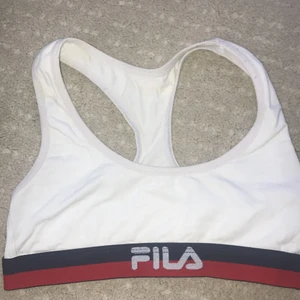 Filatopp - En filatopp i bra skick i storlek Xs, jag säljer den för 20kr plus frakten.