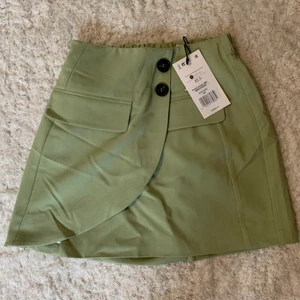 Ny kjol  - Ny oanvänd kjol från bershka 