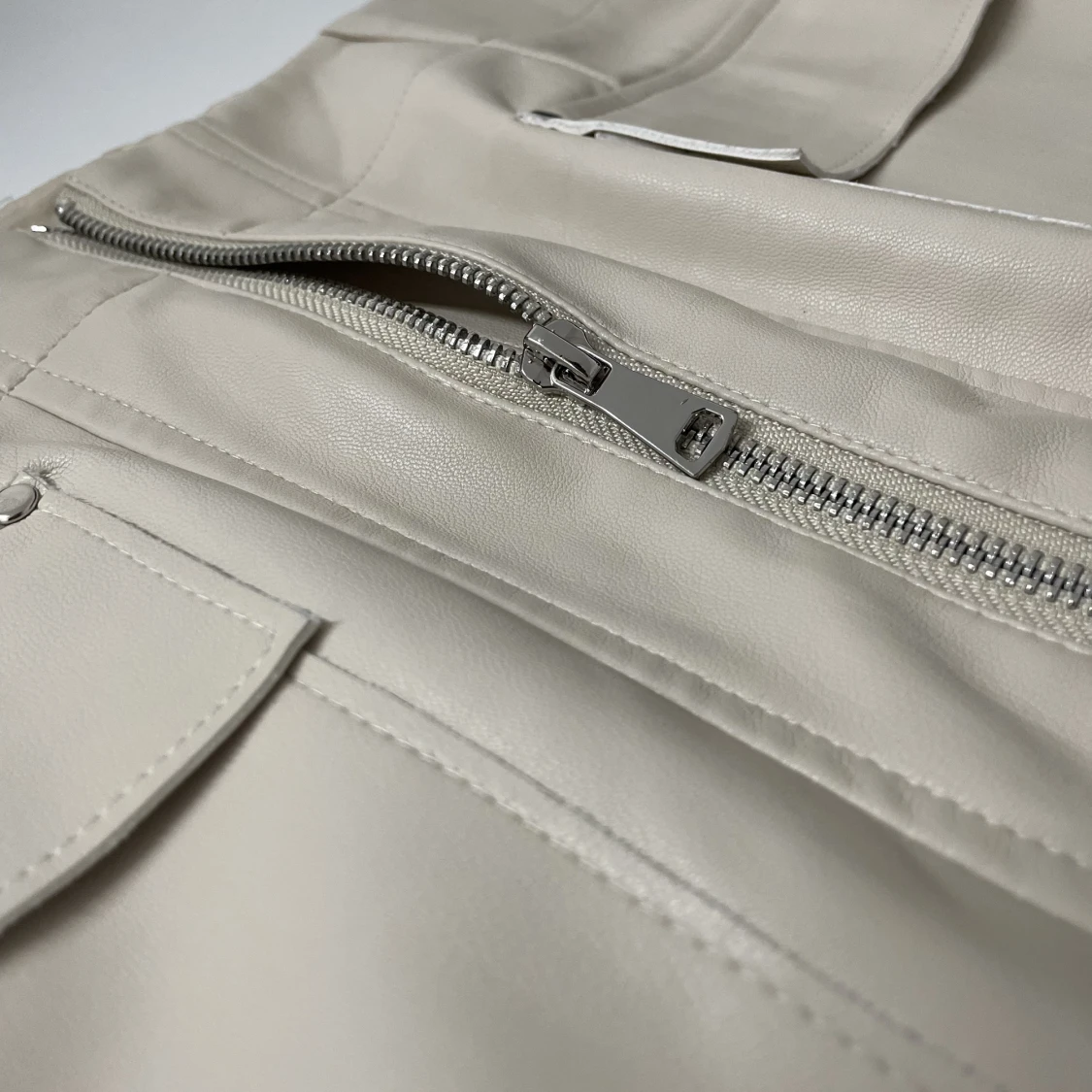 Gullig minikjol - 90