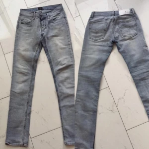 Tiger of Sweden jeans - Low waist Tiger jeans. Superfina på 