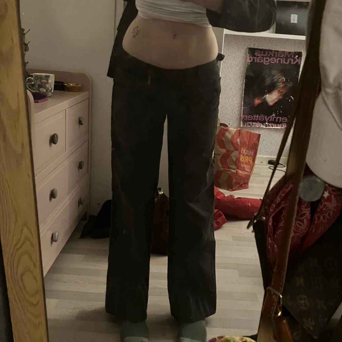 Svarta kostymbyxor - 90
