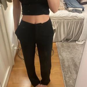 Kostymbyxor  - Kostymbyxor som är Svinsnygga!!har för många! 