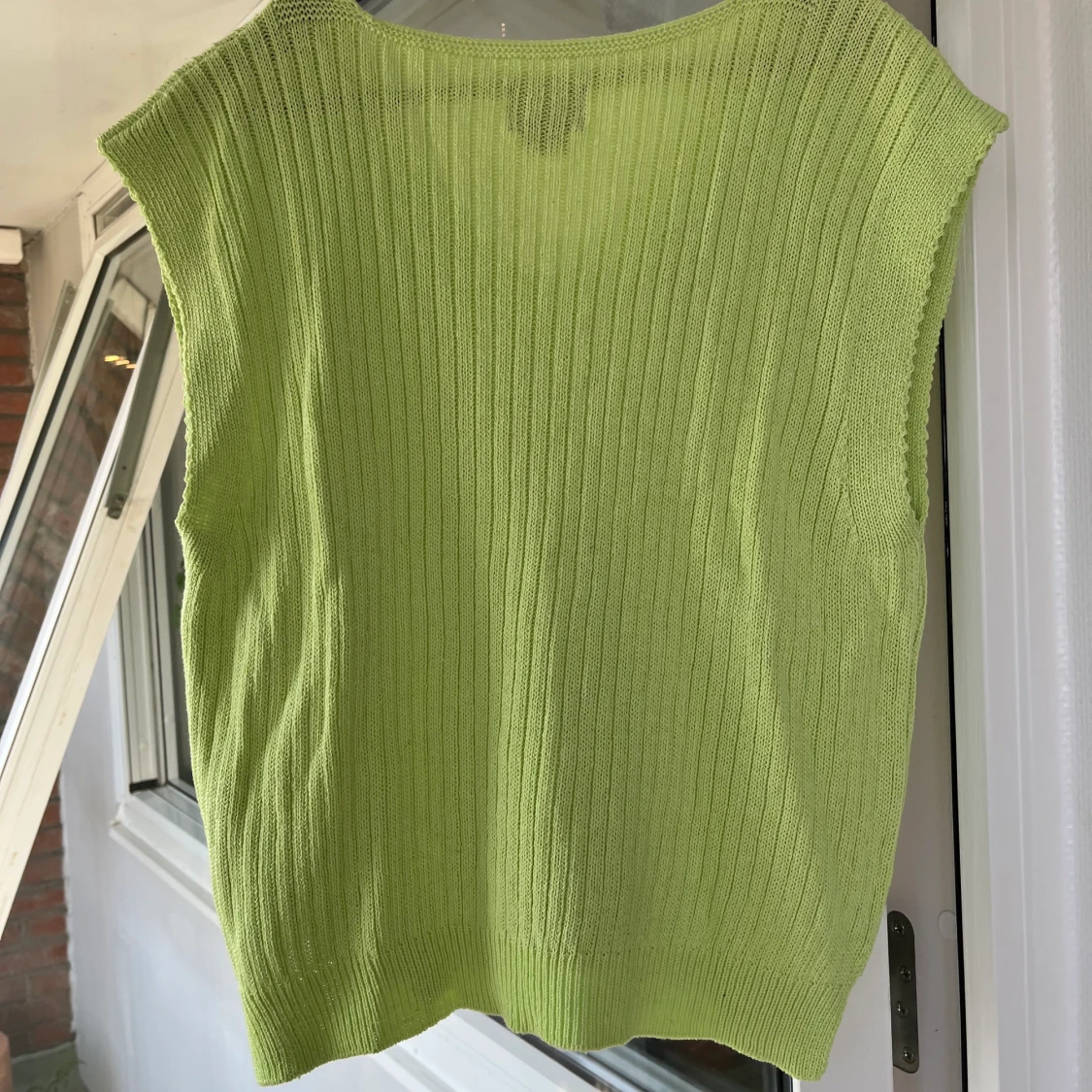 ribbstickad väst - 91