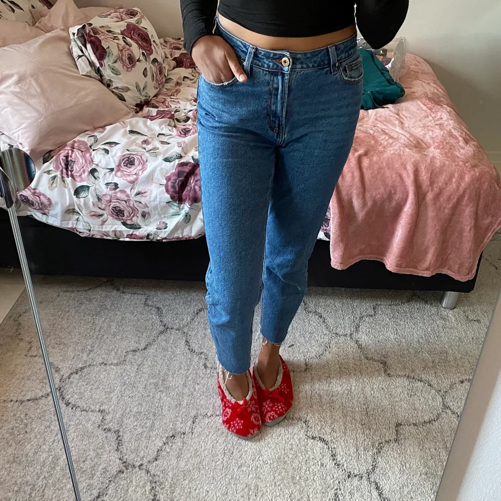 Jätte fina jeans från only modell: Emily 🌟 använda fåtal gånger ✨. Jeans & Byxor.