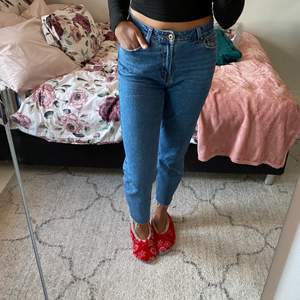 Jätte fina jeans från only modell: Emily 🌟 använda fåtal gånger ✨