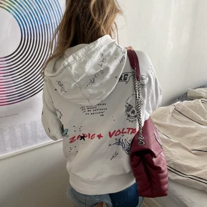 Zadig hoodie - Supercool unik hoodie från Zadig! Köpt för 5000kr i Zadig butiken maj 2021💕