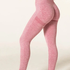 Träningsbyxor strl S, 300kr ink frakt - V3 Träningsbyxor strl S. 300kr.