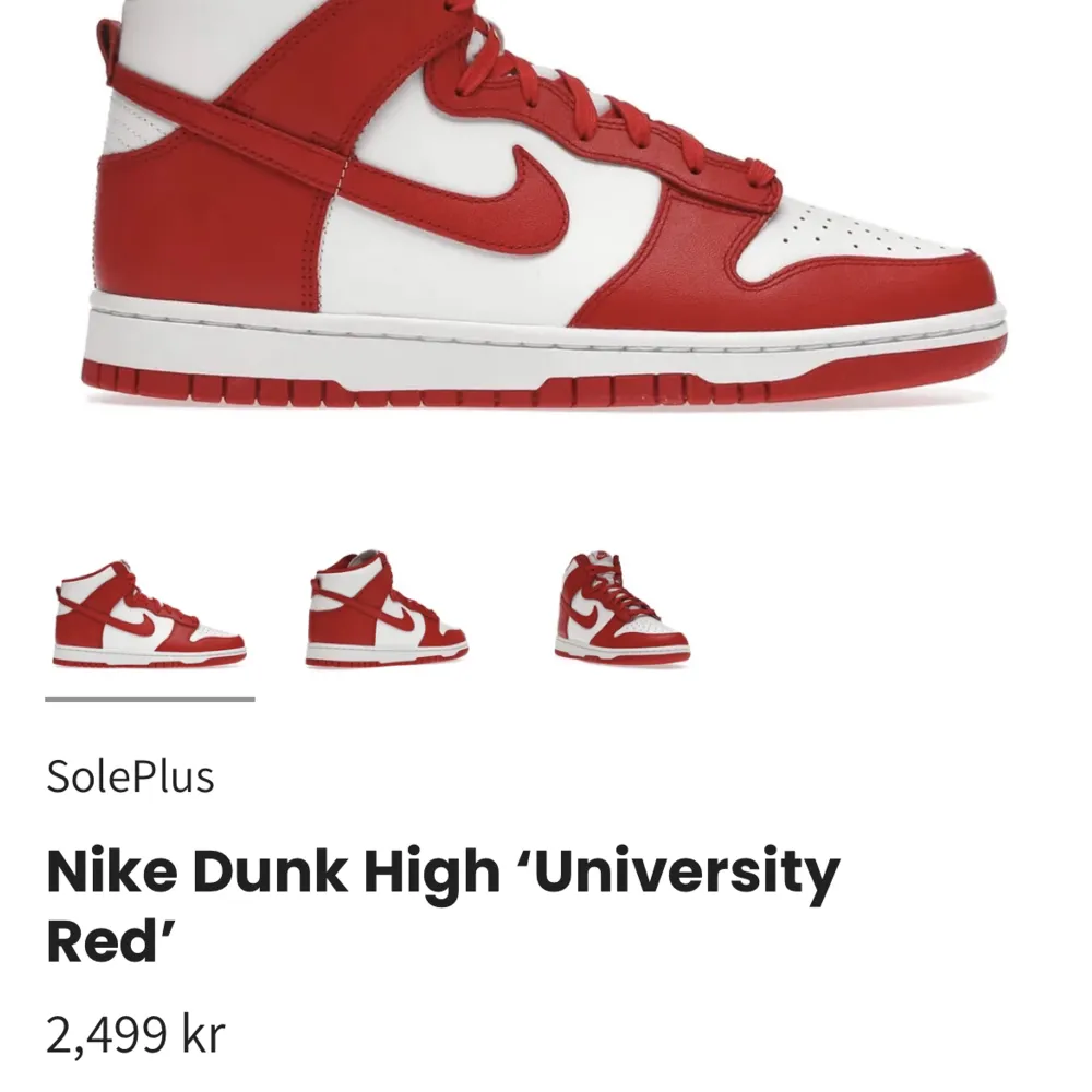 Nike Dunk High University Red i storleken 42. Köpt från sneakers and stuff i Stockholm och använda ett fåtal gånger. Helt nya i min storlek går för 2499kr på SolePlus.. Skor.