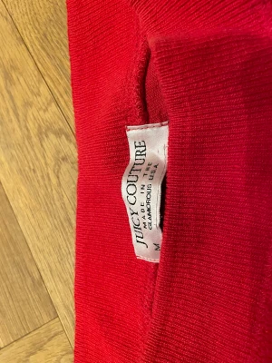 Juicy couture - Assnygga röda juicy couture som tyvärr inte har kommit till användning