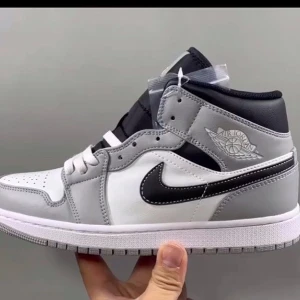 Air Jordan 1 High OG TS SP Travis Scott - Storlek 36-45 Fri frakt  Box, kvitto och dustbag medföljer! DM för intresse 