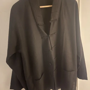 Thaichi dräkt köpt i kina  - Köpt från ett kloster 