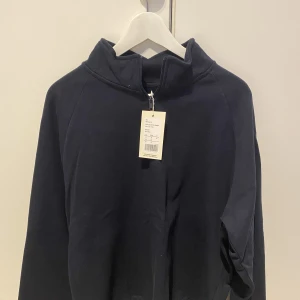 Half zip - Half zip från pier one, oanvänd och helt ny.