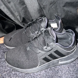 Sneakers  - Använda några gånger!