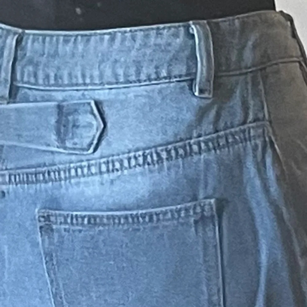 W27/L30 slouchy jeans bra skick . Jeans & Byxor.
