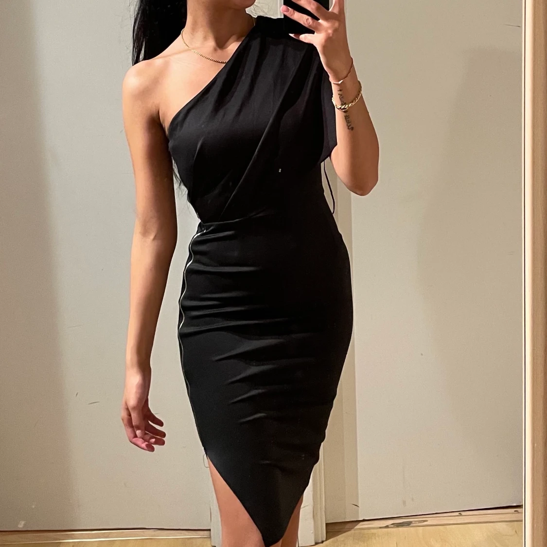 Svart klänning - 91