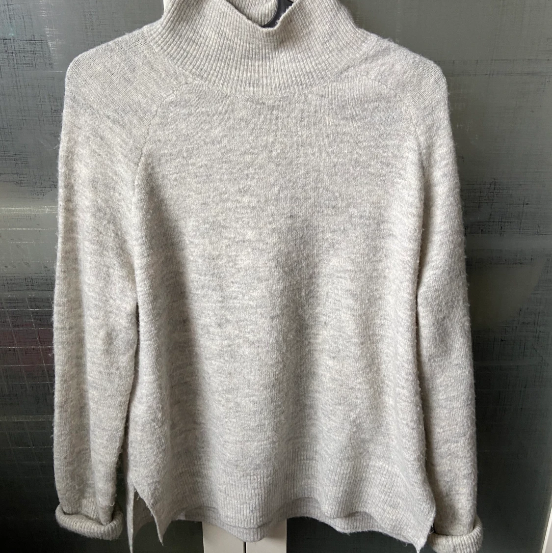 Grå stickad polo tröja - 91