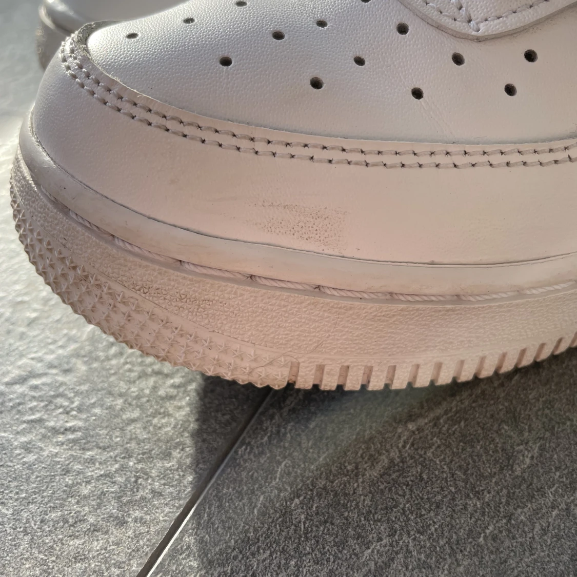 Nike Air Force 1s White - 90