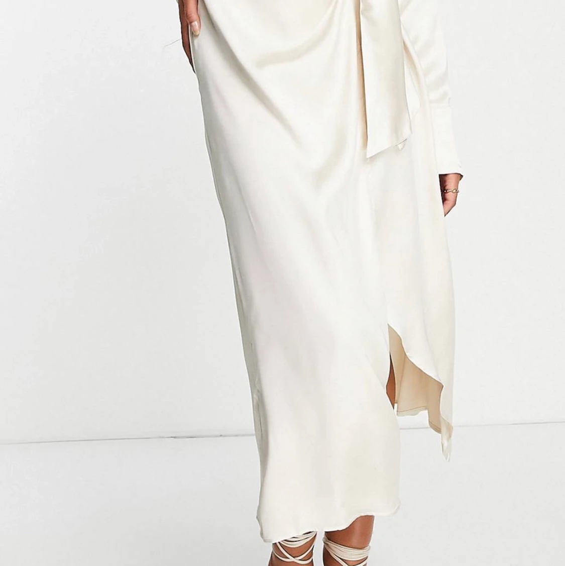 Satinklänning från ASOS  - 91