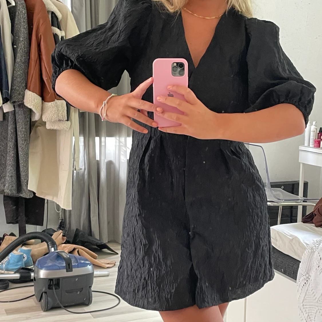 Svart strukturerad klänning🖤 - 90