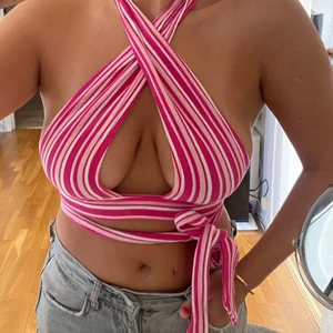 Rosa tröja som knyta - En fin rosa tröja använd ca 4-5 gånger Max. Används sällan 