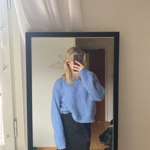 Blå stickad tröja - Blå stickad tröja från Lindex, använd men bra skick!🤍