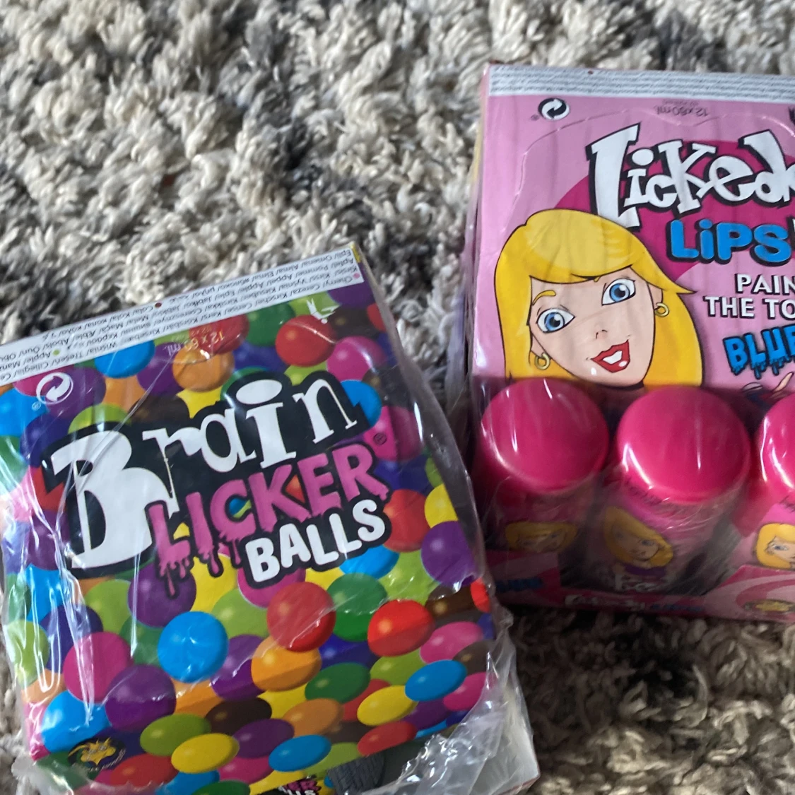 Lickedy lips och brain lickers balls