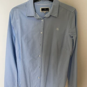 Flash damskjorta - Använt skick.