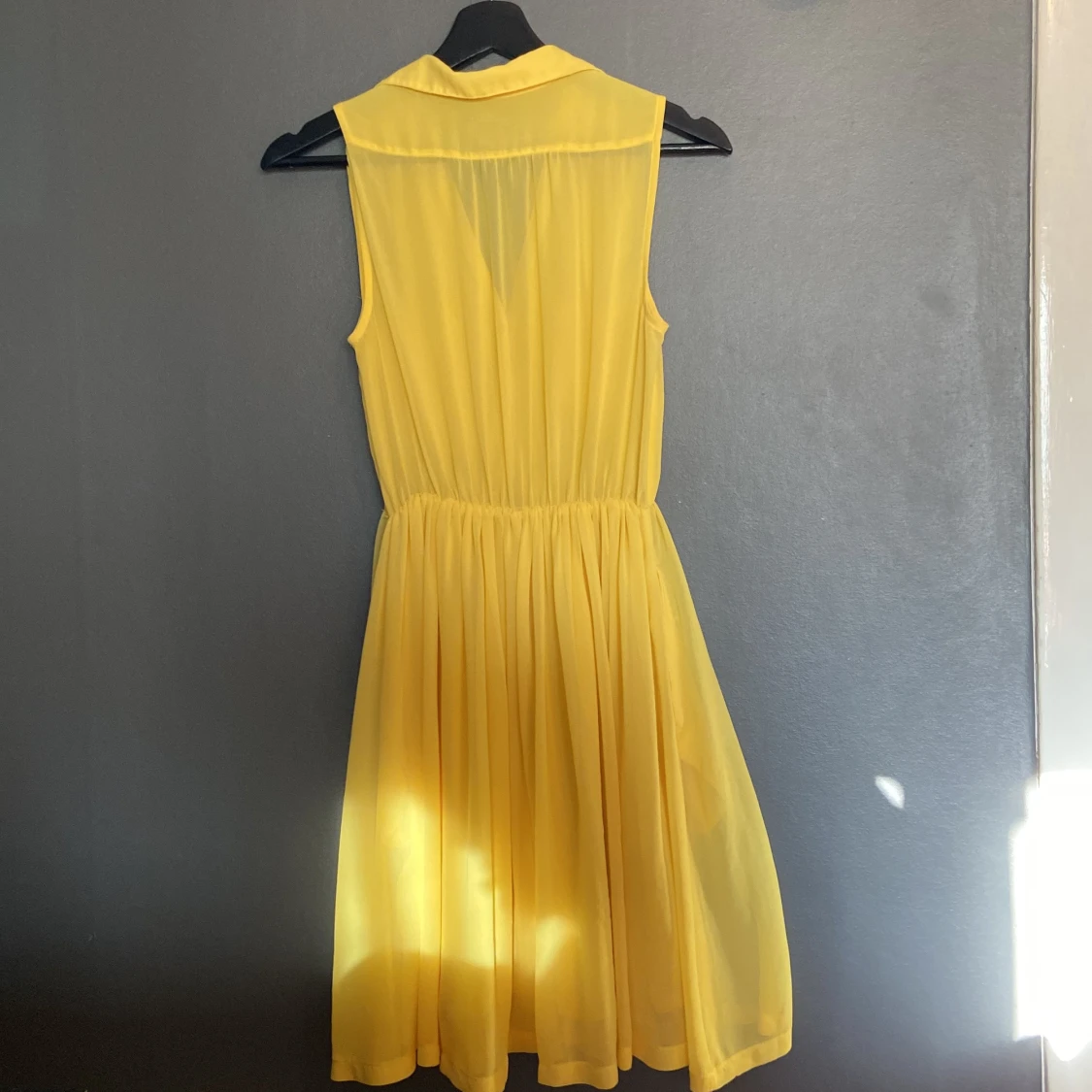 Gul klänning H&M  - 90