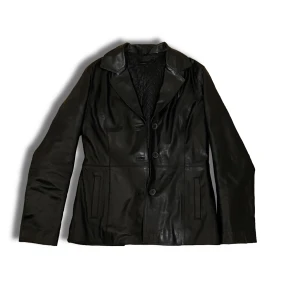 Svart läderjacka - Säljer denna läder jackan i storlek S. Varit väl omhändertagen. Önskas Flera bilder så är det bara att fråga